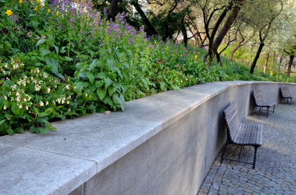 Concrete Retaining Wall Service in Redmond