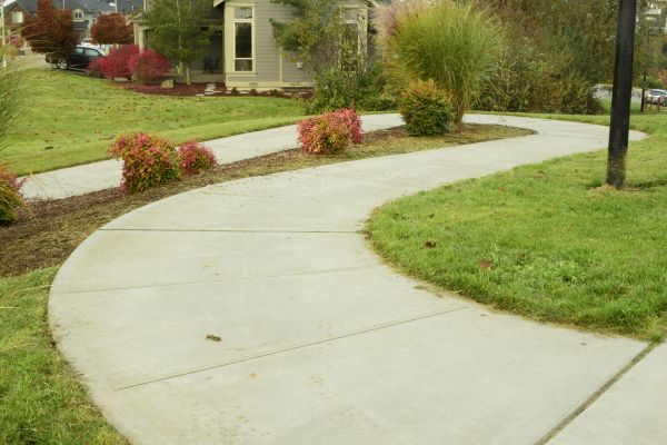 Concrete Sidewalk Replacement in Redmond