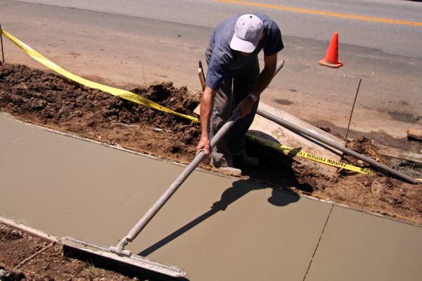 Sidewalk Cementing in Redmond