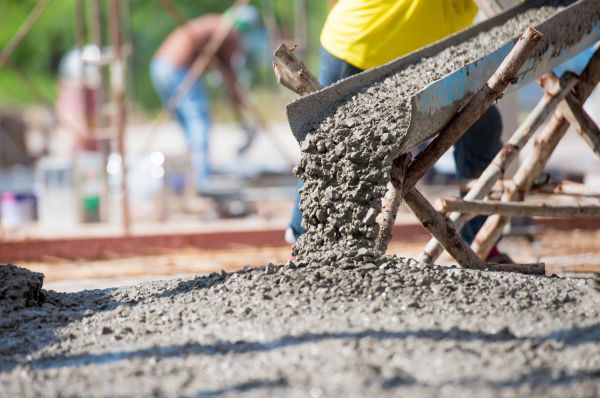 Backyard Concrete Pouring in Redmond