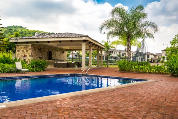 Pool Area Enlargement in Redmond